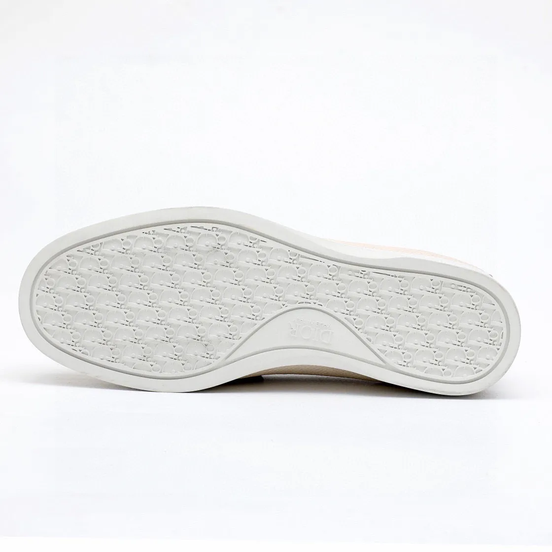 Men's shoes 💰480 💐Original packaging Product trademark: Dior "Dior" casual leather shoes Regular size: 38-44 (45.46.47🉑️Customized) Product materials: Selected first-layer pebbled calfskin upper imported from Italy, imported water-dyed cowhide lining. Strong three-dimensional visual effect, original anti-slip rubber outsole Color: 3⃣️colors available